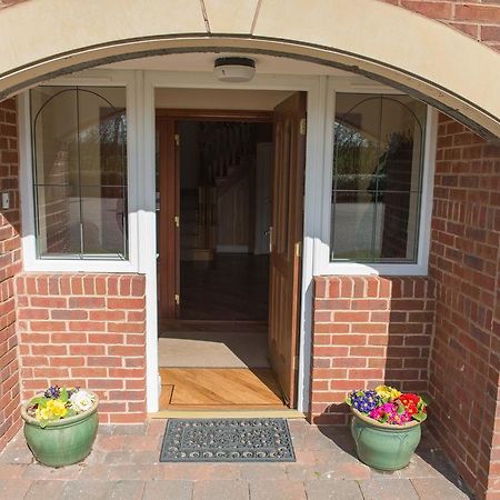 Carr Villa Dinnington Exterior foto